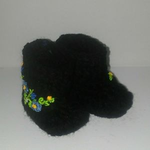 Black crochet prewalkers fits up to 3"foot
